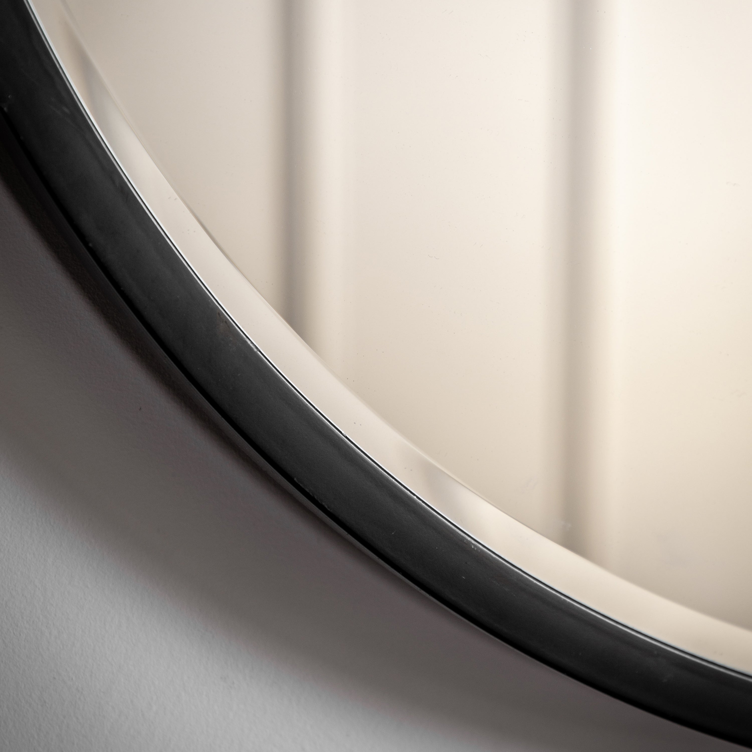 Robbins Black Round Wall Mirror | Large